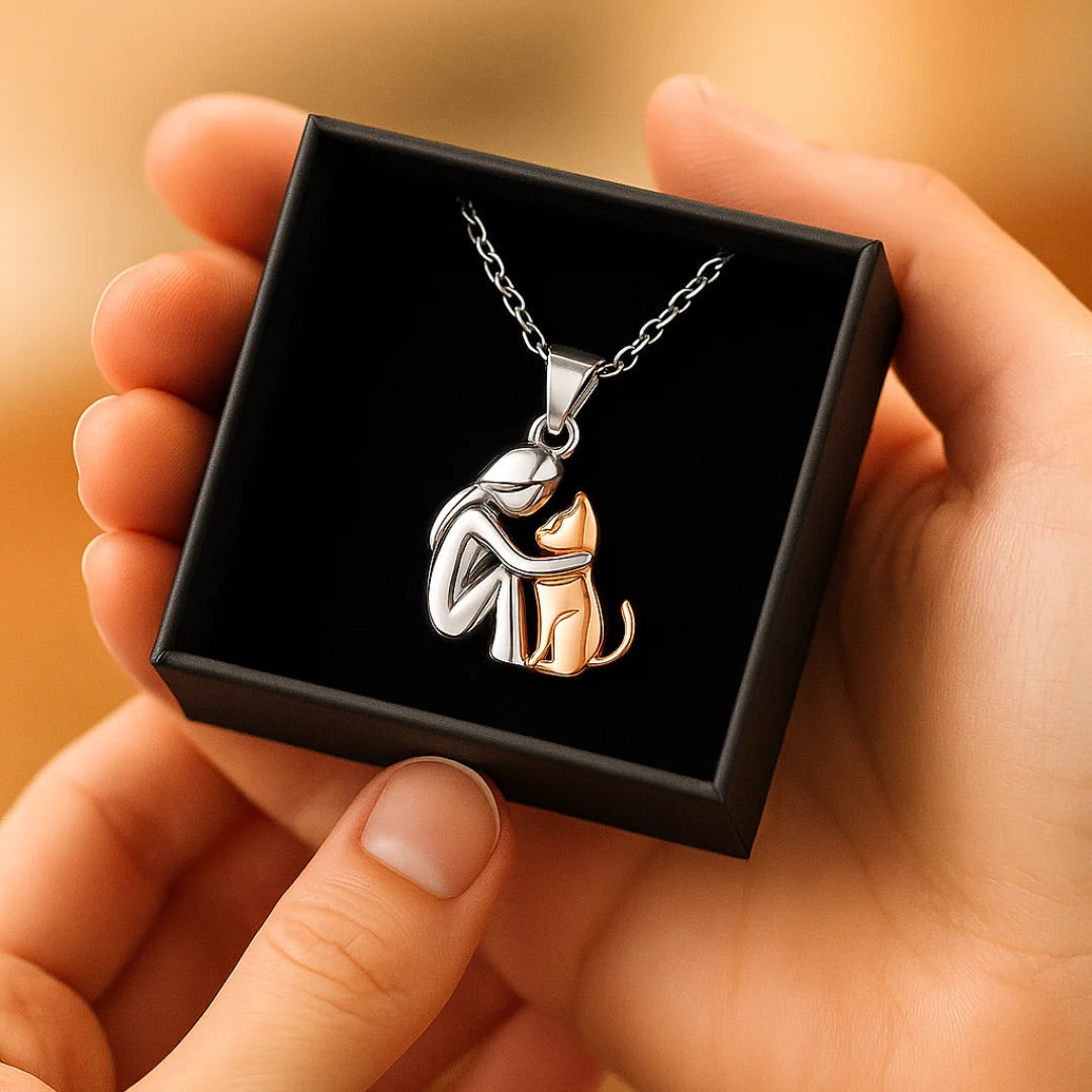 Beth™ – Cat Pendant Necklace